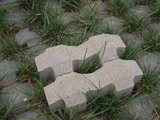 草坪砖.jpg 草坪砖.jpg